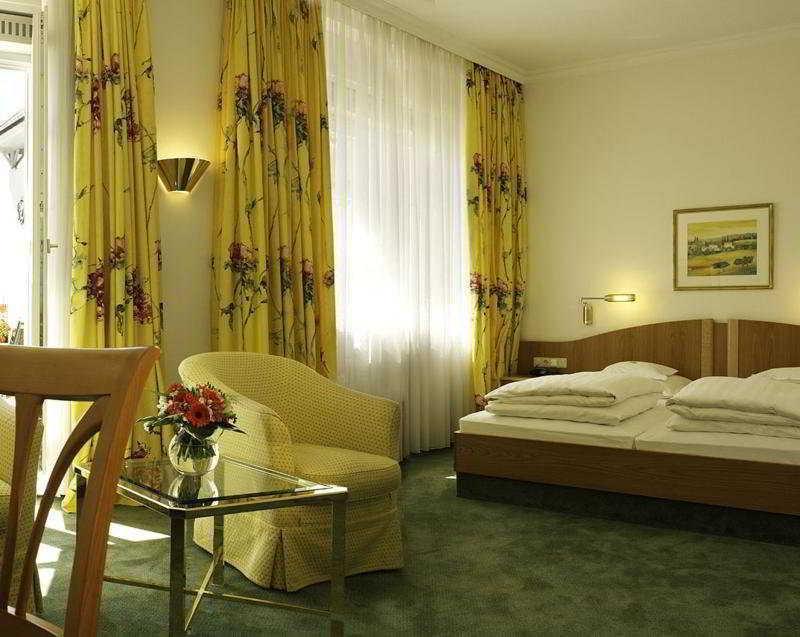 Hotel Reutemann-Seegarten Lindau  Exterior photo
